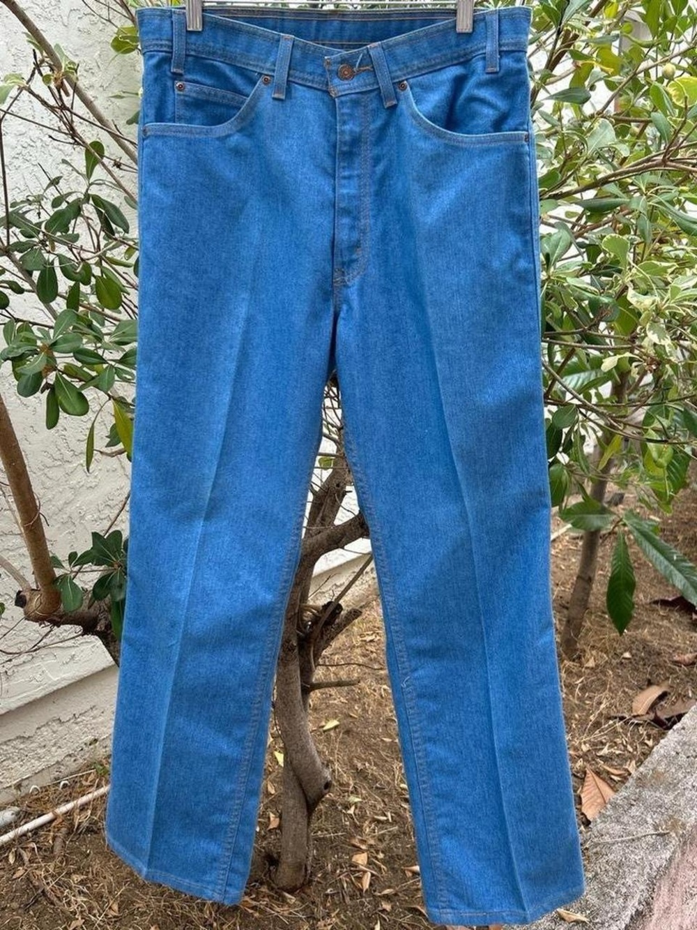 Vintage 2000 Levi’s Action Jeans Blue Denim Straight Leg 32x29 Y2K